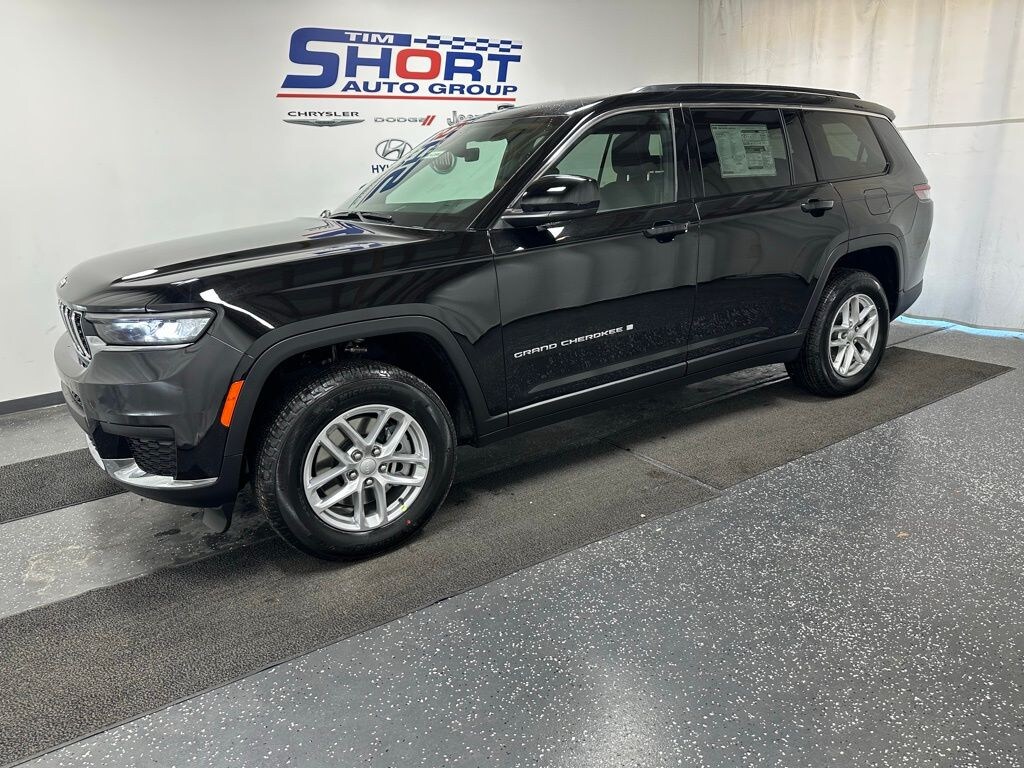 New 2025 Jeep Grand Cherokee L LAREDO X 4X4 Sport Utility