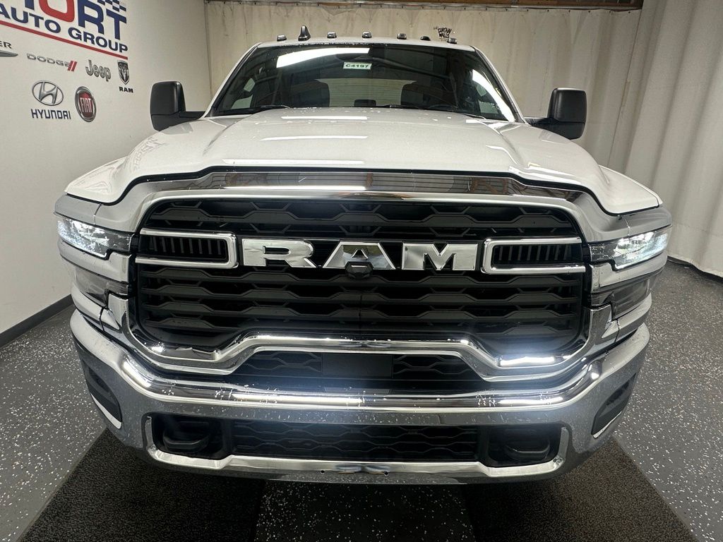 2026 Ram 2500 Tradesman photo 3