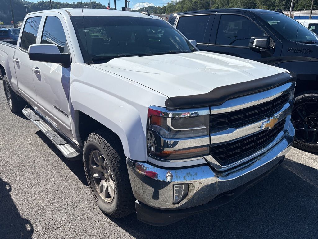 2017 Chevrolet Silverado 1500 photo 3