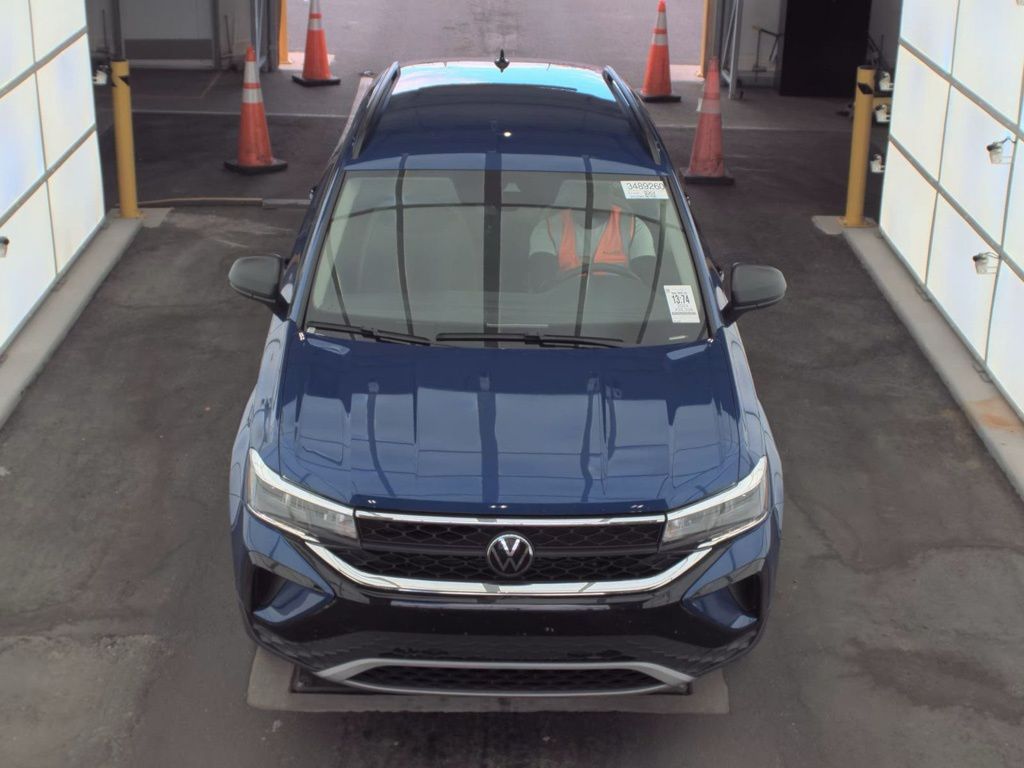 2024 Volkswagen Taos S photo 3