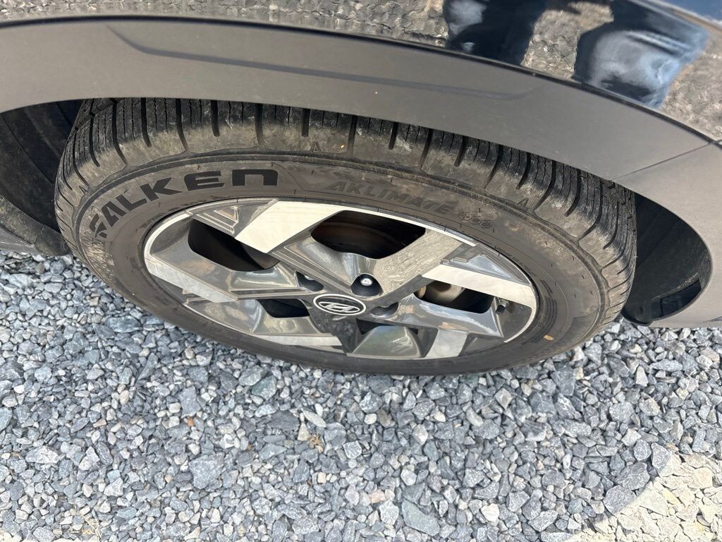 Used 2022 Hyundai Venue SEL SUV