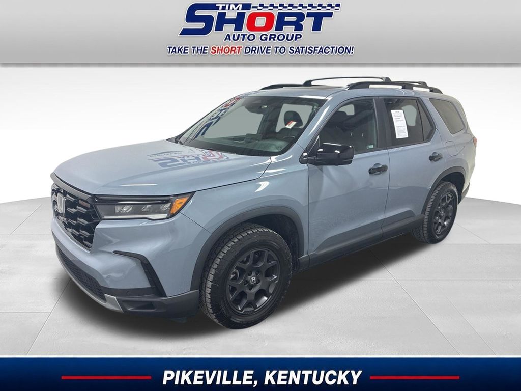 2024 Honda Pilot TrailSport AWD's photo