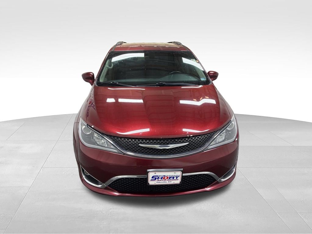 Used 2017 Chrysler Pacifica Touring-L Van