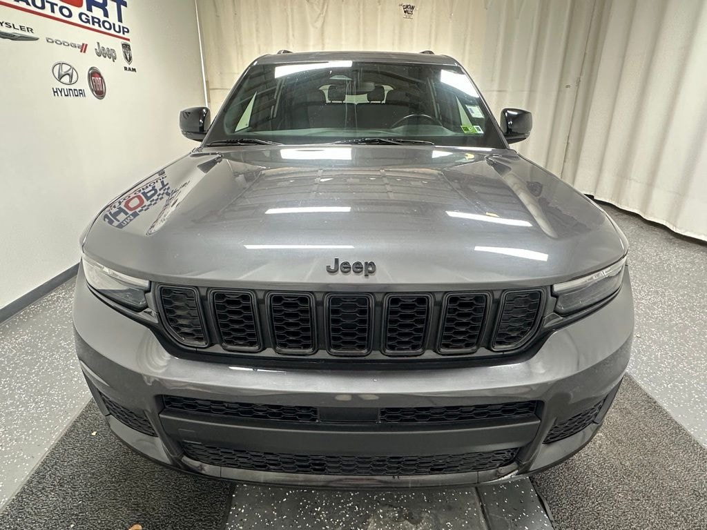 Used 2021 Jeep Grand Cherokee L Laredo SUV