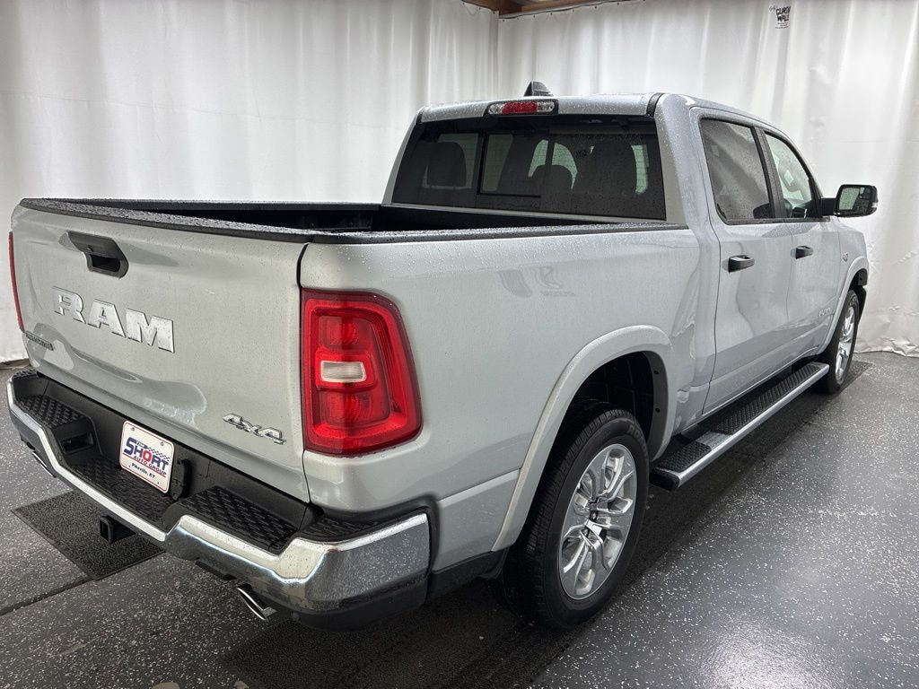 New 2026 Ram 1500 BIG HORN CREW CAB 4X4 5'7 BOX Pickup