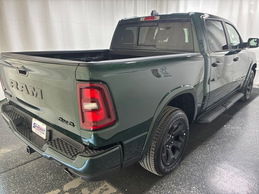 New 2026 Ram 1500 BIG HORN CREW CAB 4X4 5'7 BOX Pickup