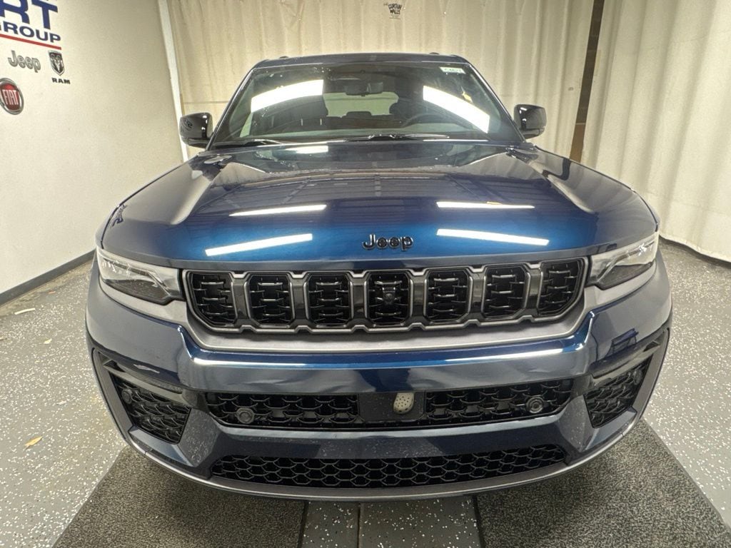 New 2027 Jeep Grand Cherokee Limited Reserve Sport Utility