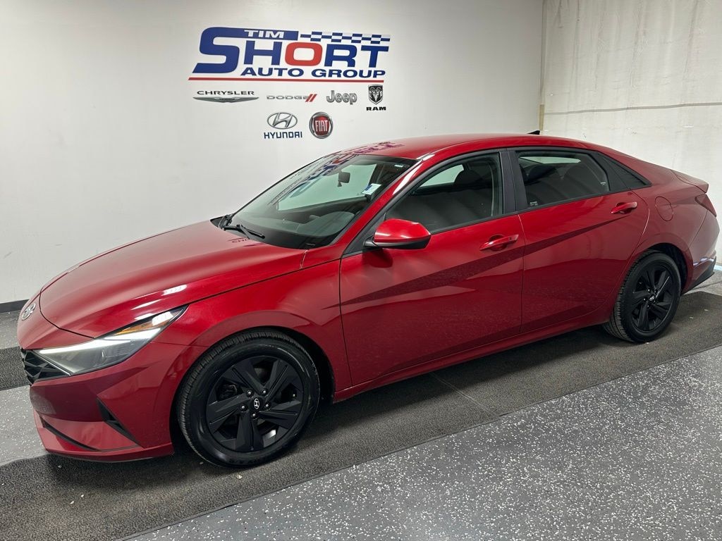 Used 2022 Hyundai Elantra SEL Sedan