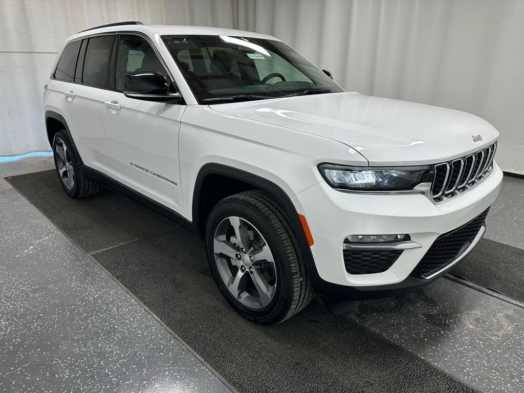 New 2025 Jeep Grand Cherokee LIMITED 4X4 Sport Utility
