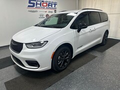 2025 Chrysler Pacifica SELECT Passenger Van