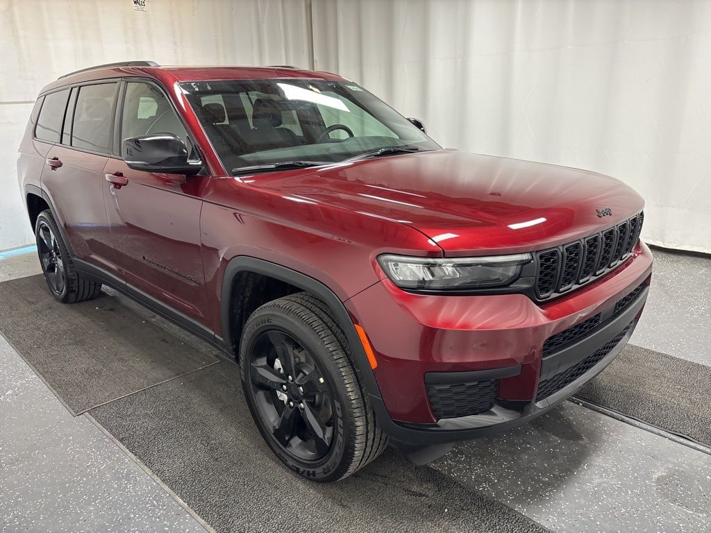 New 2025 Jeep Grand Cherokee L ALTITUDE X 4X4 Sport Utility