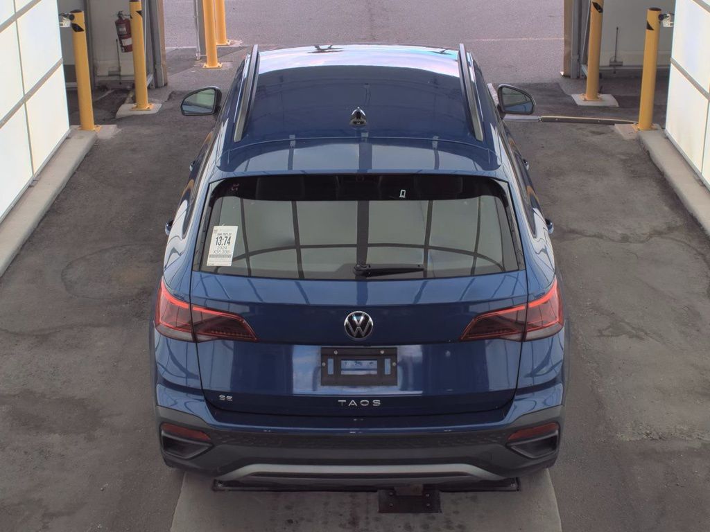 2024 Volkswagen Taos S photo 2