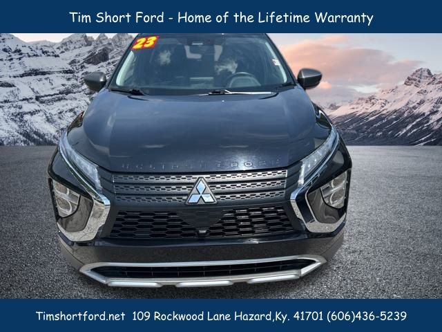 2023 Mitsubishi Eclipse Cross SE photo 2