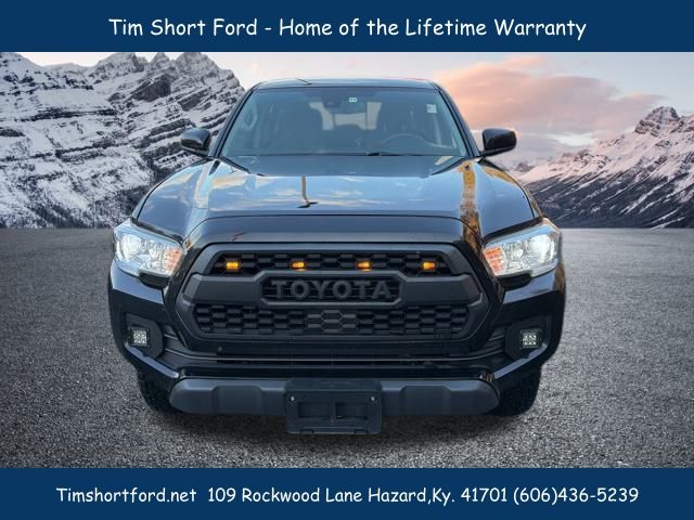 2021 Toyota Tacoma SR5 V6 photo 2