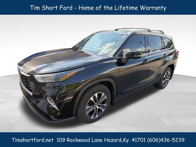 2022 Toyota Highlander XLE 4x4 V6's photo