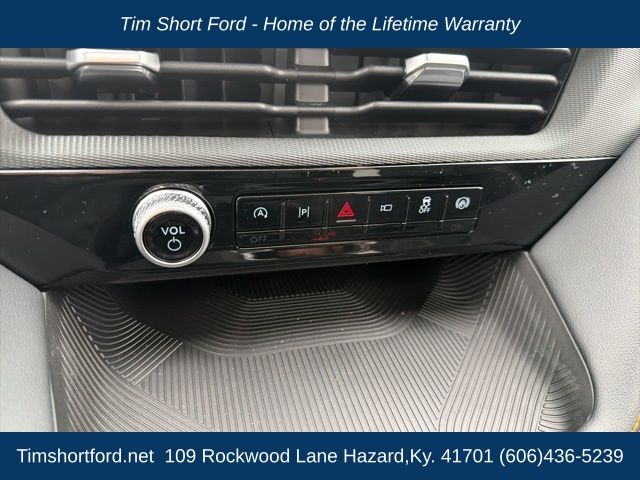 2026 Ford Explorer Tremor - Photo 18