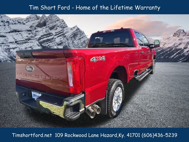 2025 Ford F-250 XLT photo 4