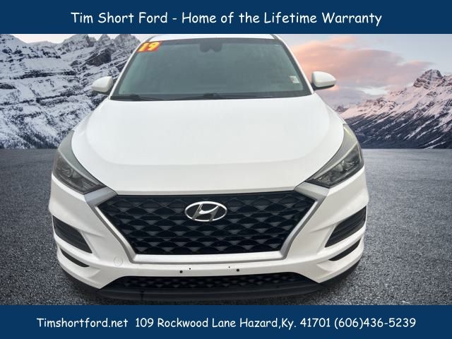 2019 Hyundai Tucson SE photo 2