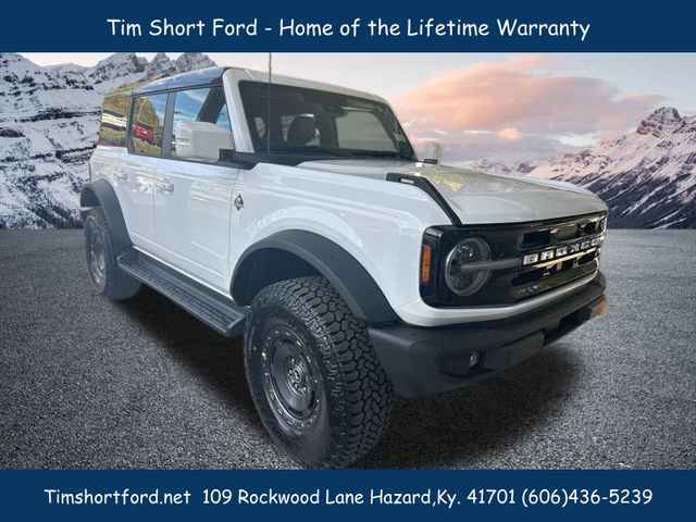 2025 Ford Bronco 4-Door Outer Banks's photo