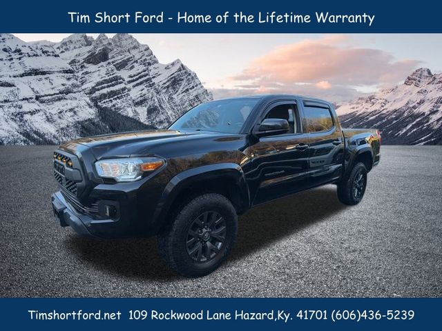 2021 Toyota Tacoma SR5's photo