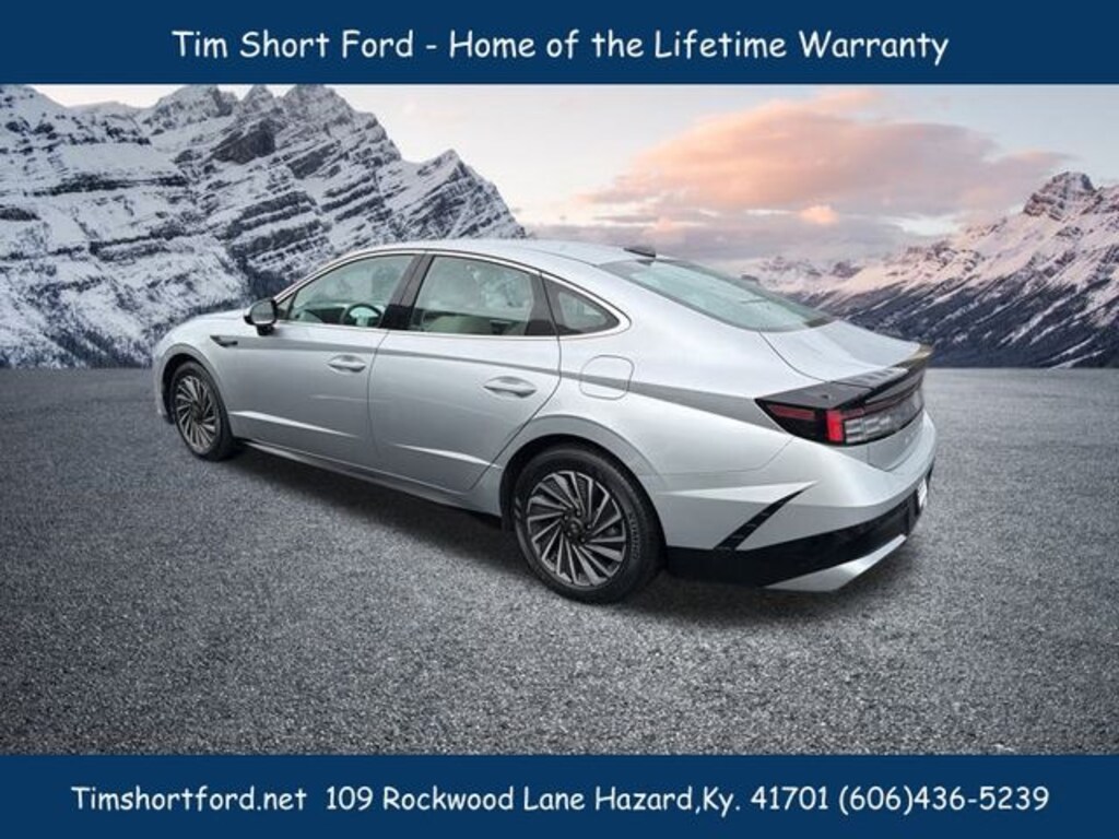 Used 2024 Hyundai Sonata Hybrid SEL Sedan