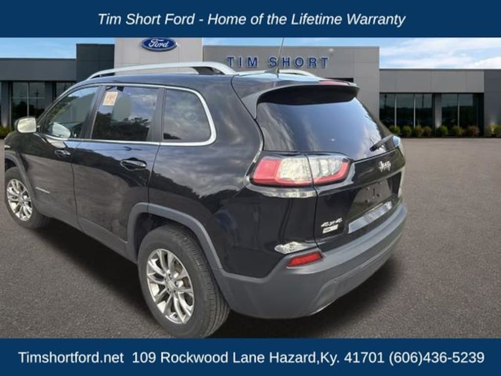 Used 2019 Jeep Cherokee Latitude Plus 4x4 SUV