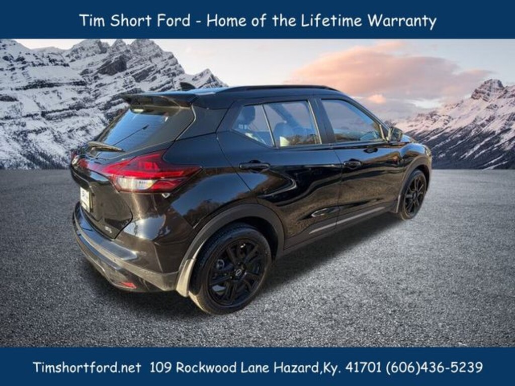 Used 2024 Nissan Kicks SR SUV