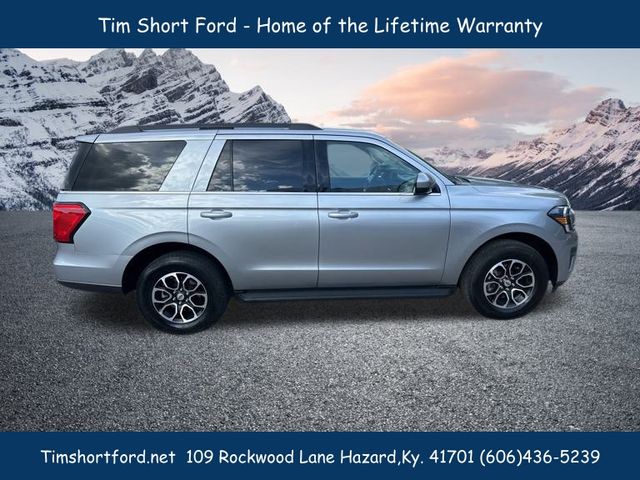 2024 Ford Expedition XLT photo 4