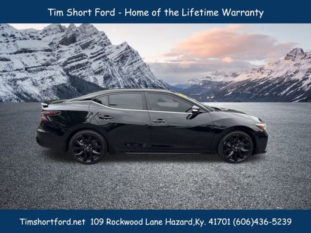 Used 2023 Nissan Maxima SR Sedan