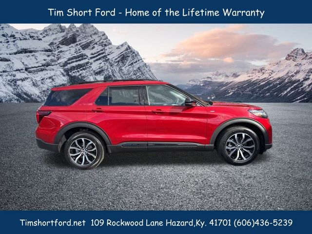 2026 Ford Explorer ST-Line photo 4