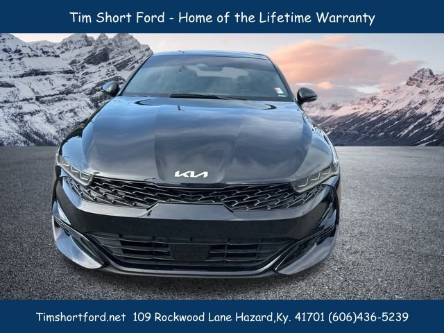2024 Kia K5 GT-Line photo 2