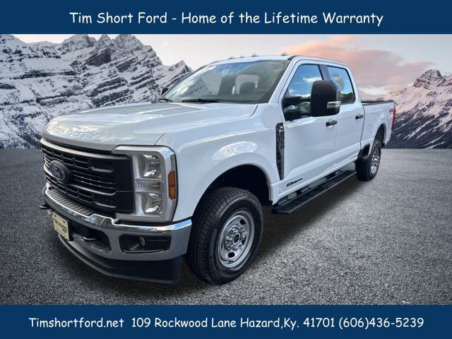 2025 Ford F-350 Super Duty XL's photo