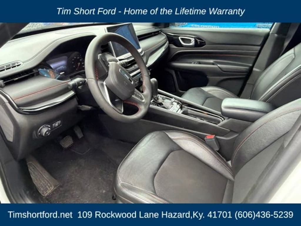 Used 2025 Jeep Compass Trailhawk SUV