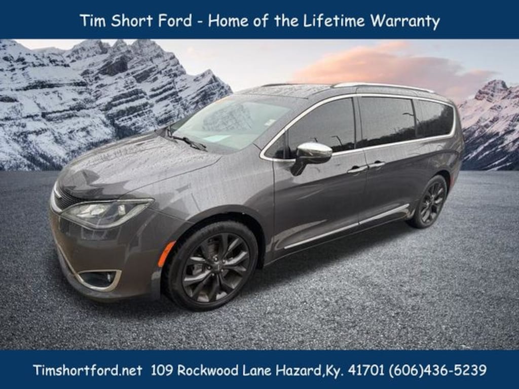 Used 2018 Chrysler Pacifica Limited Van