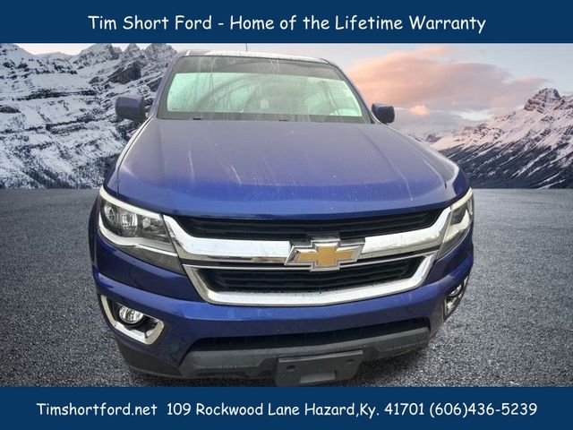 2017 Chevrolet Colorado LT photo 3
