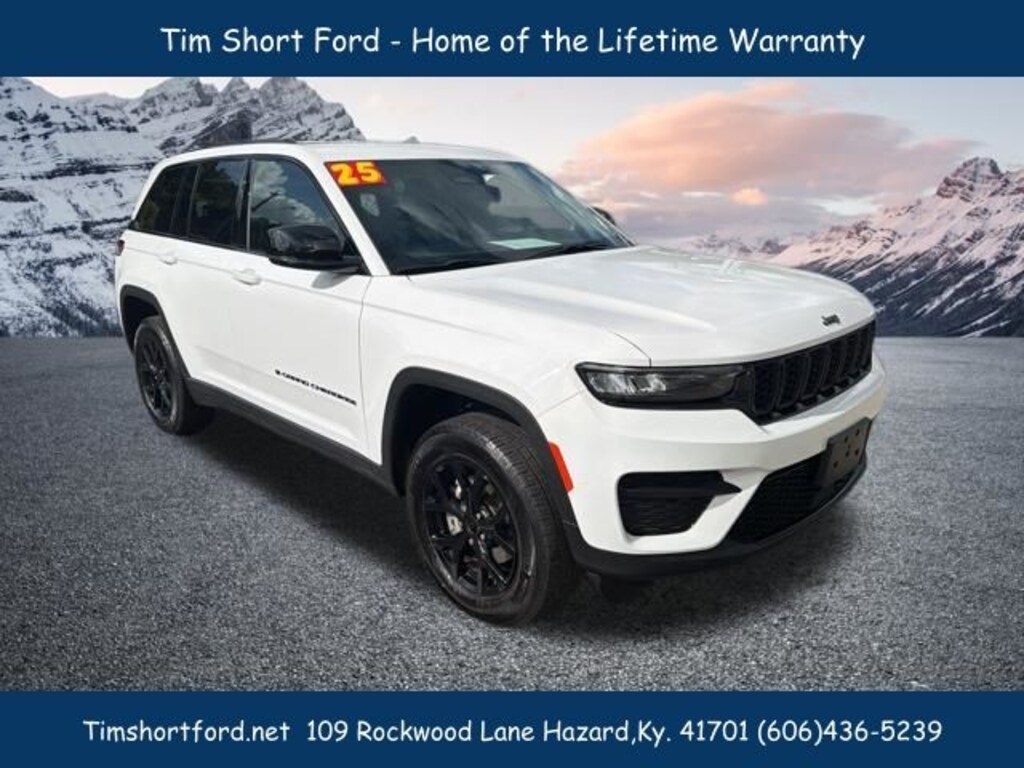 Used 2025 Jeep Grand Cherokee Laredo SUV