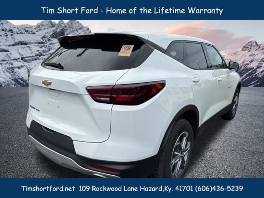 Used 2025 Chevrolet Blazer LT w/2LT SUV