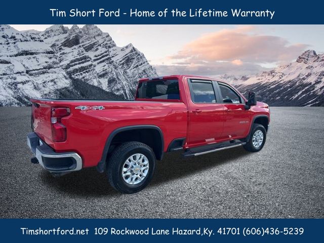 2023 Chevrolet Silverado 2500HD LT photo 4