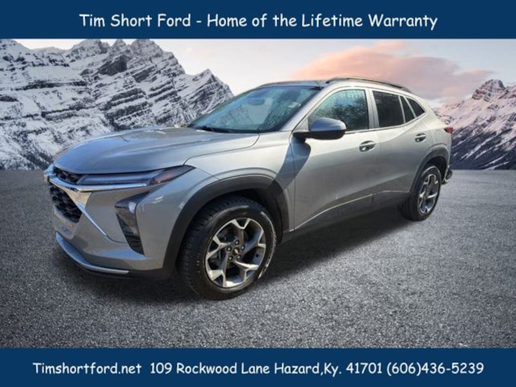 Used 2024 Chevrolet Trax LT SUV