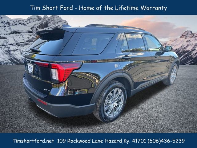 2026 Ford Explorer photo 4