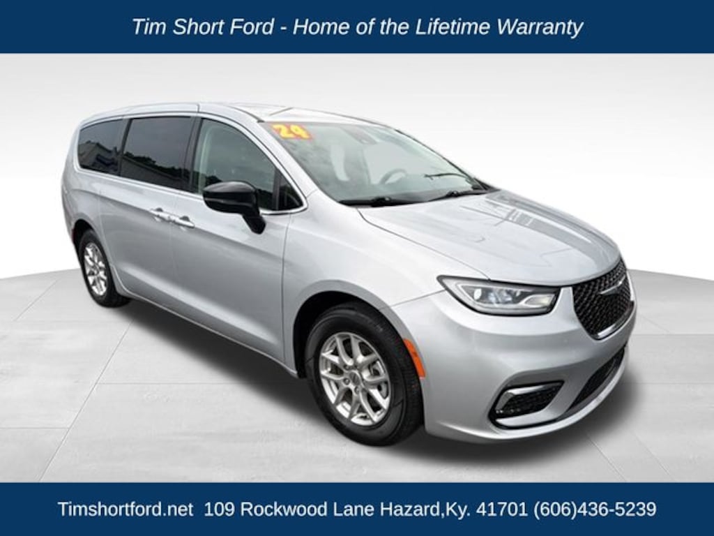 Used 2024 Chrysler Pacifica Touring L Van Passenger Van