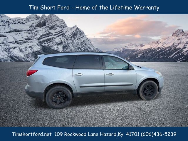 2011 Chevrolet Traverse LS's photo