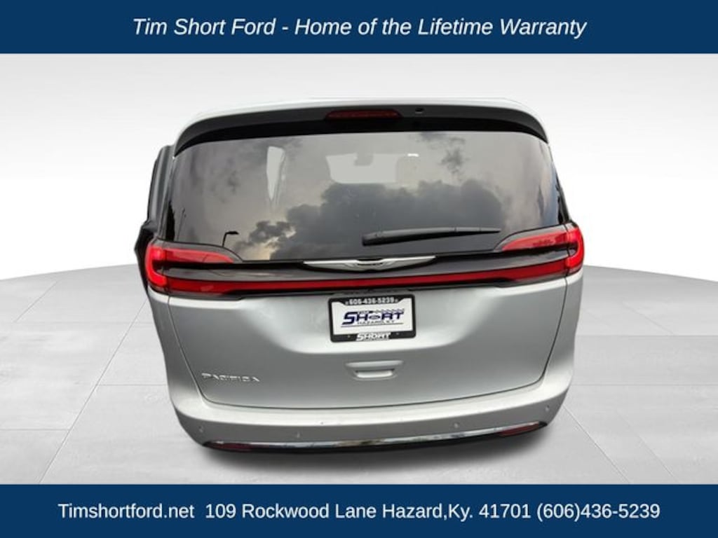 Used 2024 Chrysler Pacifica Touring L Van Passenger Van