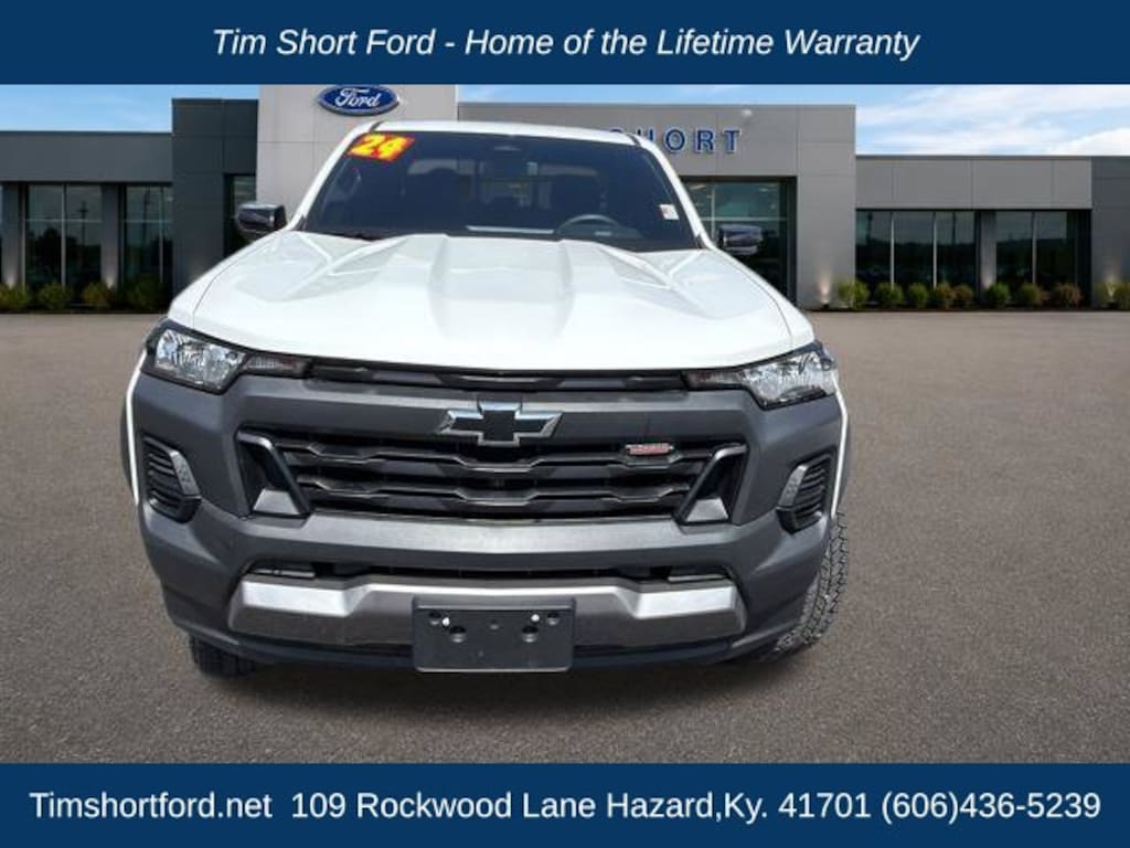 Used 2024 Chevrolet Colorado Trail Boss Truck Crew Cab