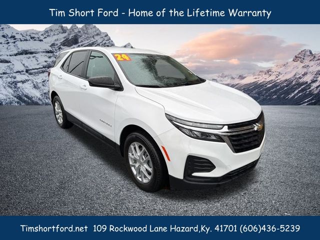 2024 Chevrolet Equinox LS photo 3