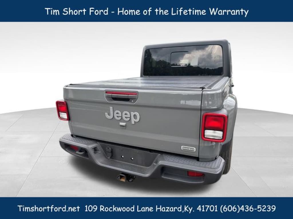 Used 2022 Jeep Gladiator Overland Truck Crew Cab