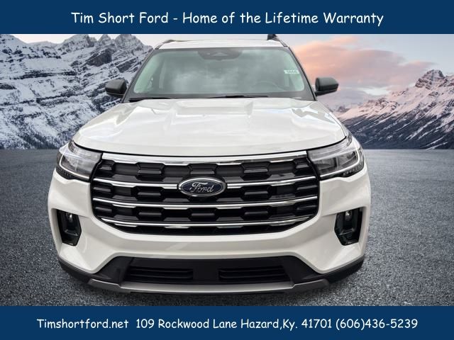 2026 Ford Explorer photo 2