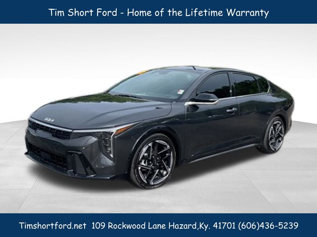 2025 Kia K4 GT-Line AT's photo