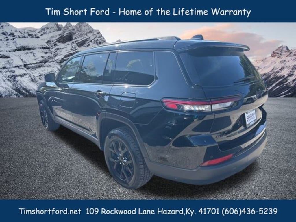 Used 2024 Jeep Grand Cherokee L Laredo SUV