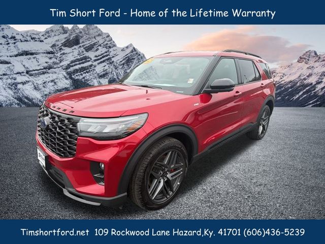 2025 Ford Explorer ST-LINE's photo